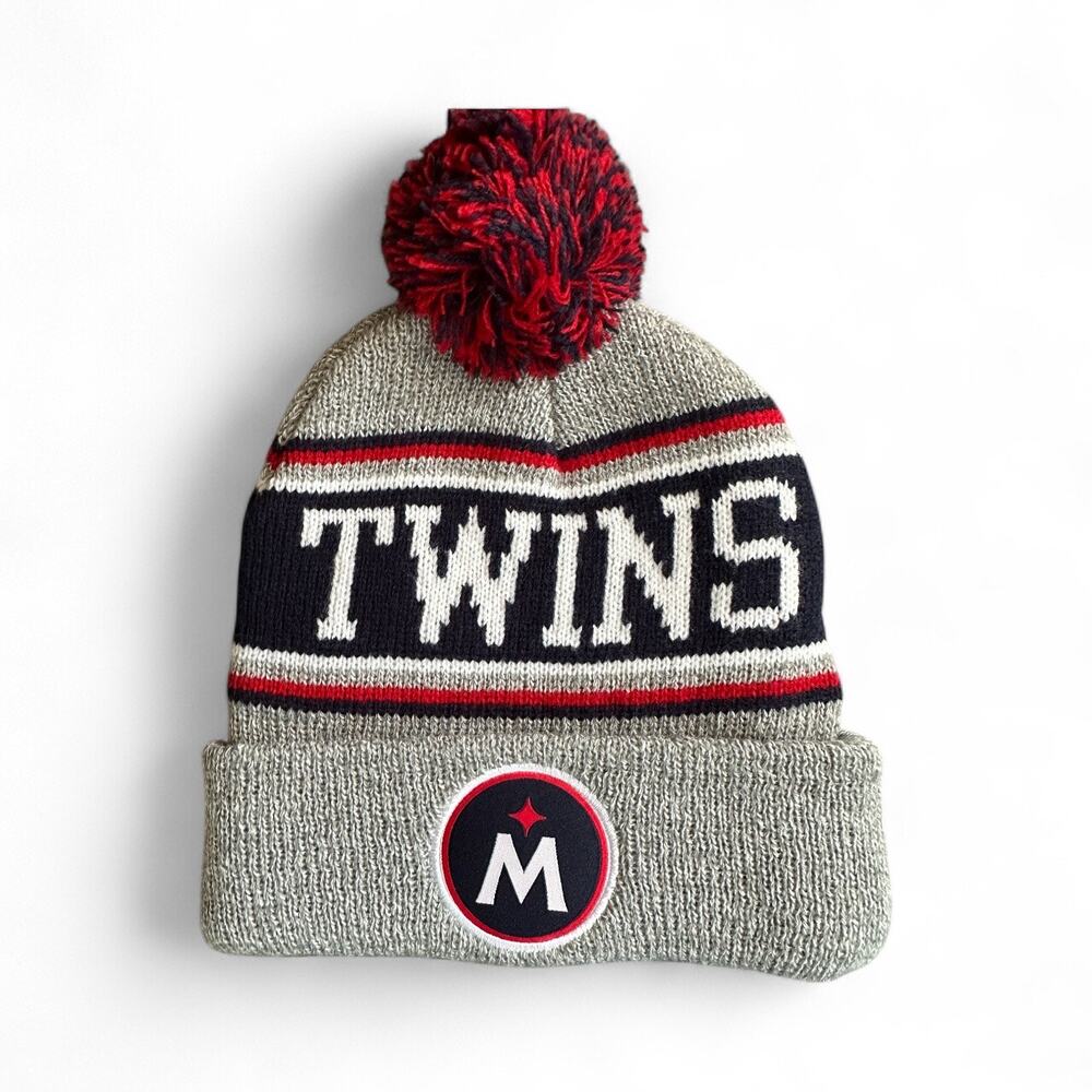 Minnesota Twins Ford Logo Winter Hat Beanie Gray Pom Pom NEW
